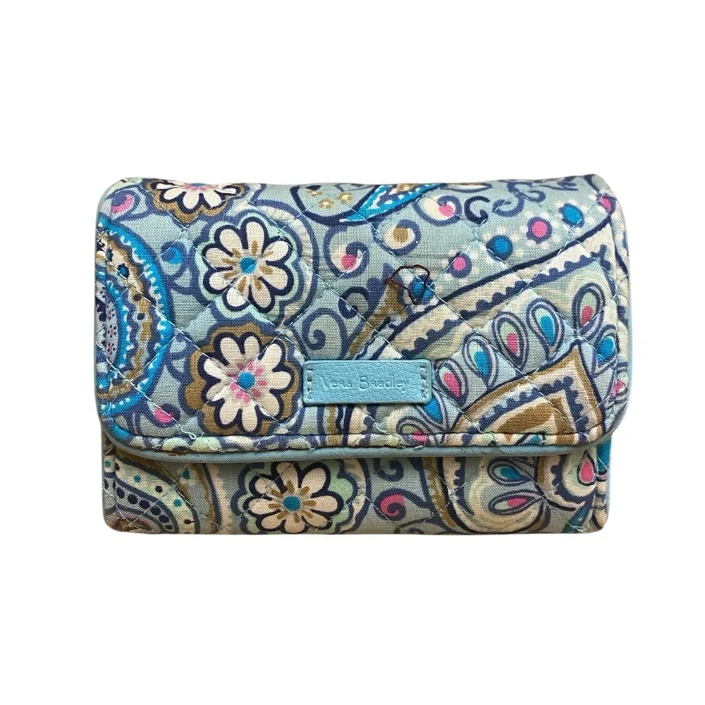 Vera Bradley Riley Daisy Dot Compact Wallet Blue RFID Quilted Trifold Floral